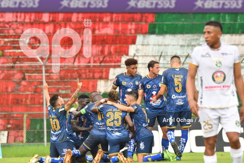 FBL-LIGAPRO-DELFIN-MUSHUC RUNA