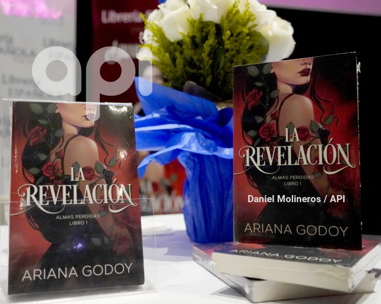 ARIANA-GODOY