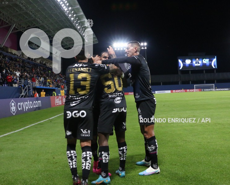 FBL-LIBERTADORES-INDEPENDIENTE-LIVERPOOL