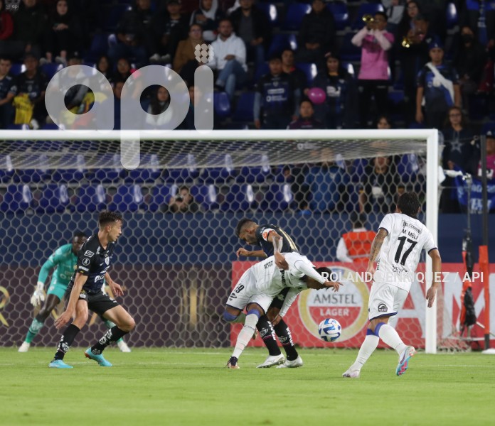 FBL-LIBERTADORES-INDEPENDIENTE-LIVERPOOL