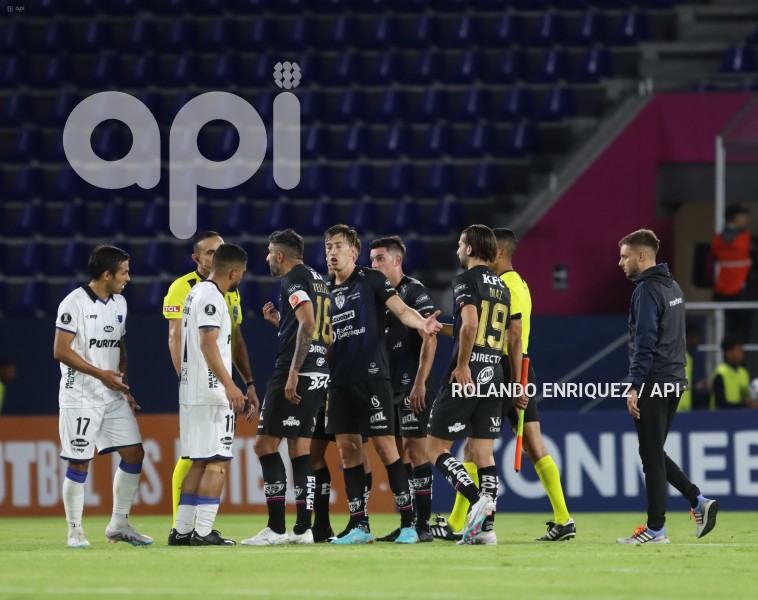 FBL-LIBERTADORES-INDEPENDIENTE-LIVERPOOL