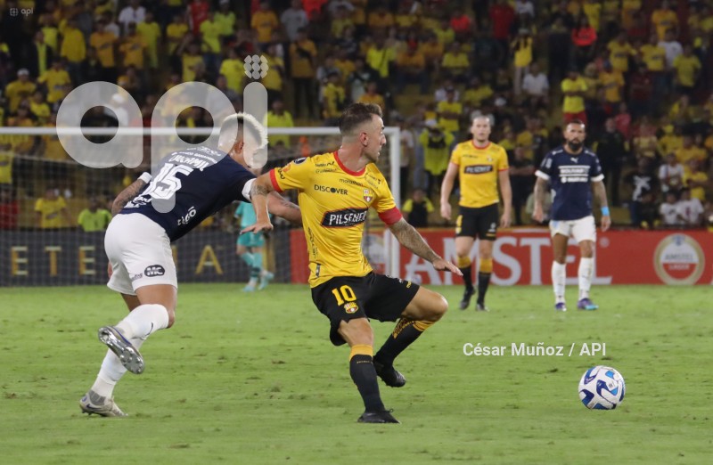 FBL-LIB-BARCELONA-BOLIVAR