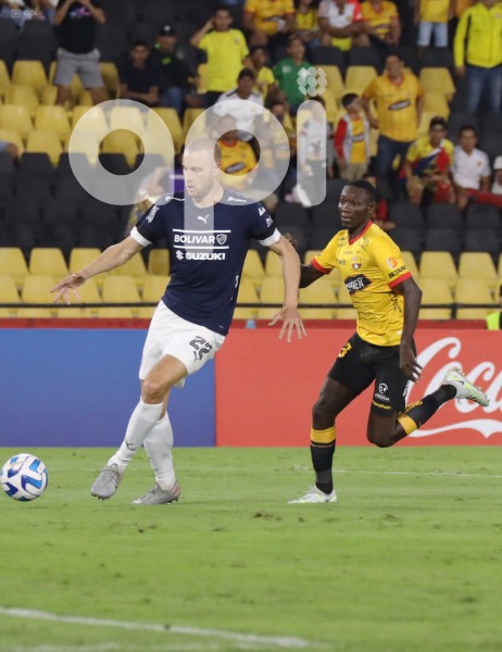 FBL-LIB-BARCELONA-BOLIVAR