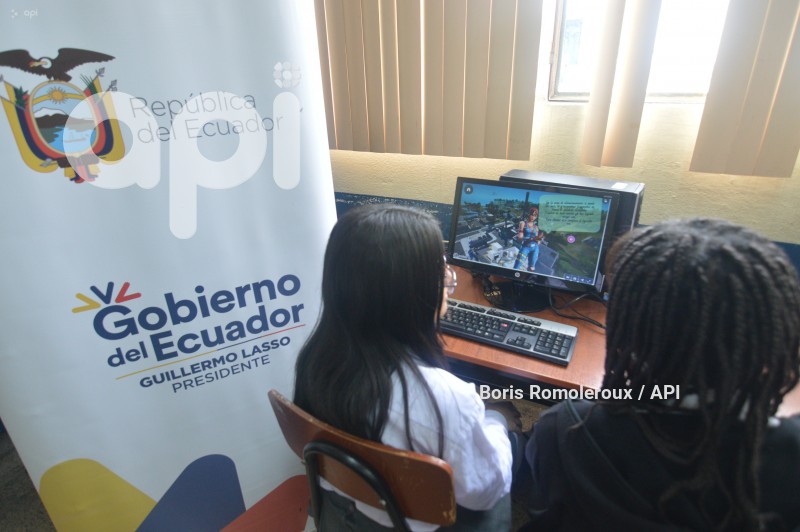 CUENCA-APADRINA UNA ESCUELA
