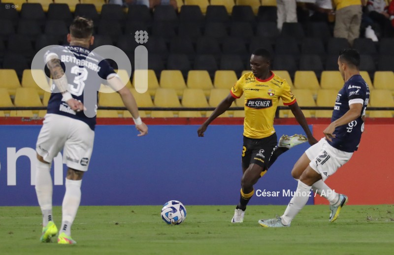 FBL-LIB-BARCELONA-BOLIVAR