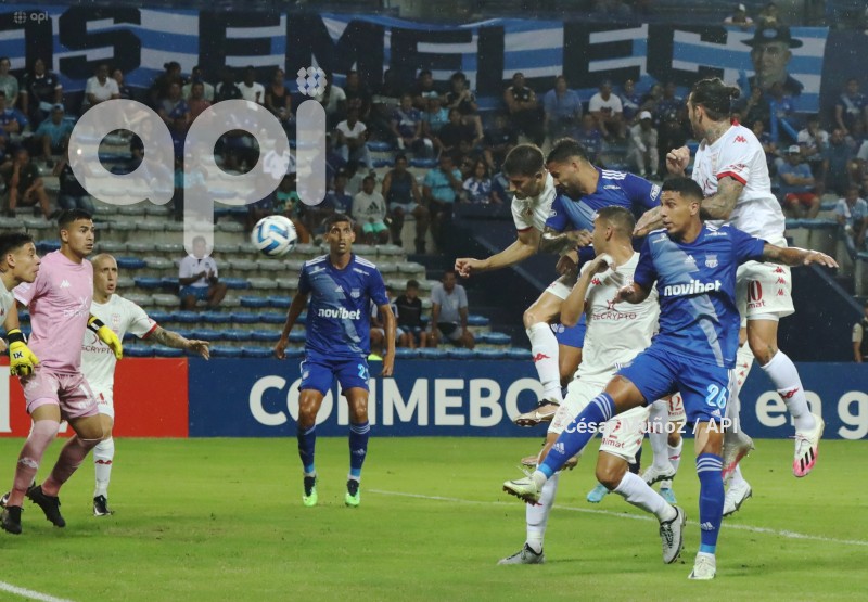FBL-SUD-EMELEC-HURACAN