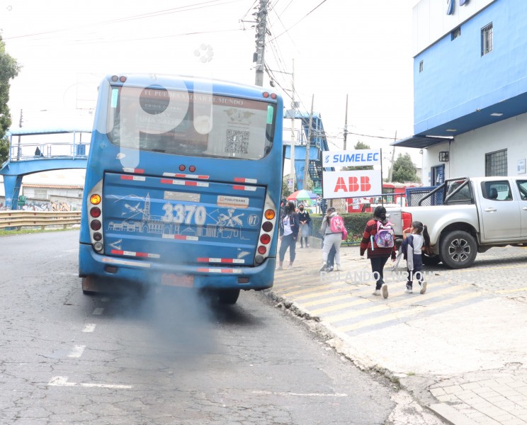 ESMOG-TRANSPORTE-QUITO