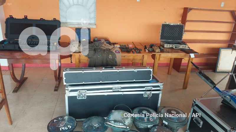 GYE-DETENCION FALSO AGENTE