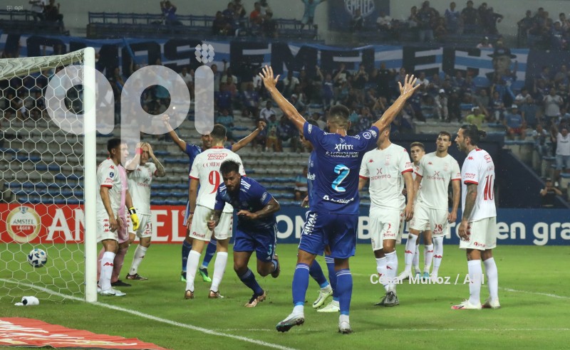 FBL-SUD-EMELEC-HURACAN