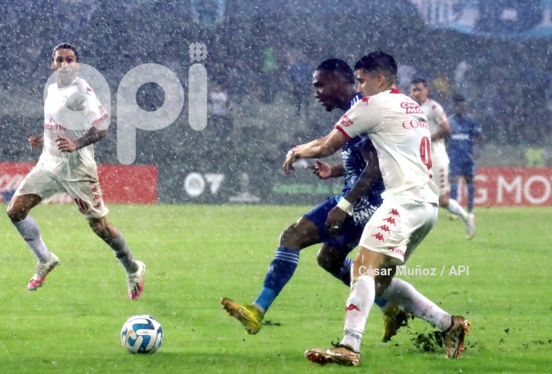 FBL-SUD-EMELEC-HURACAN