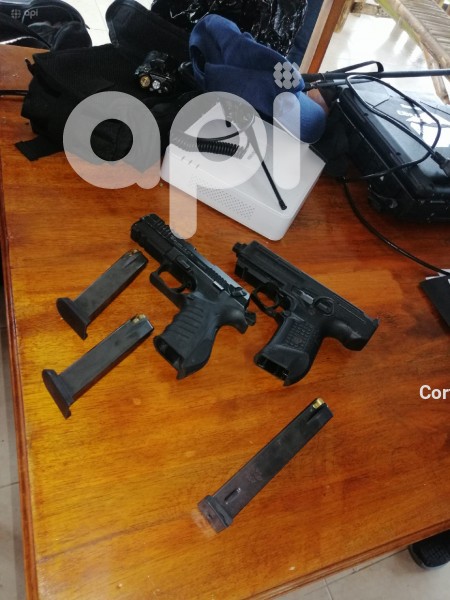 GYE-DETENCION FALSO AGENTE