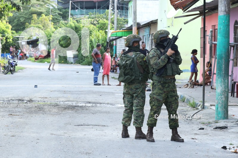 GYE-OPERATIVOS SEGURIDAD ESMERALDAS