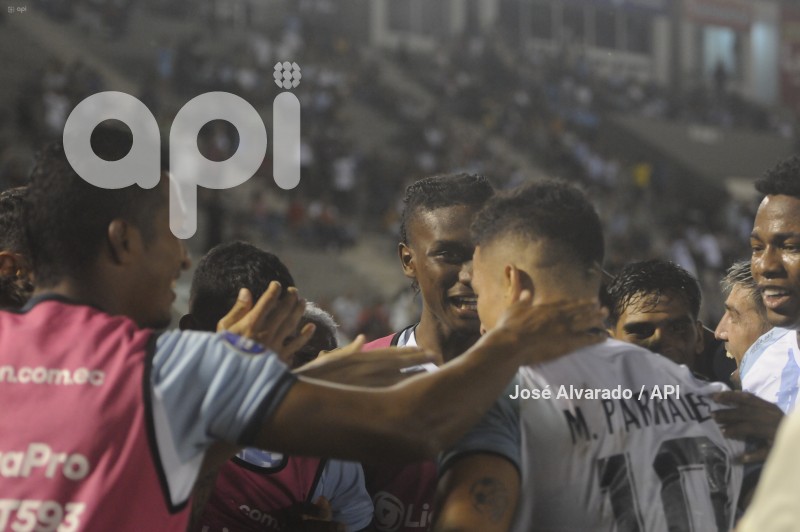 FBL-LIGAPROBET593-GUAYAQUILCITY-DELFIN
