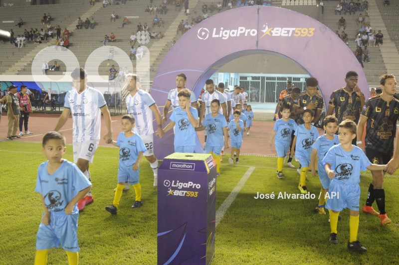 FBL-LIGAPROBET593-GUAYAQUILCITY-DELFIN