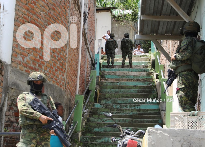 GYE-OPERATIVOS ESMERALDAS