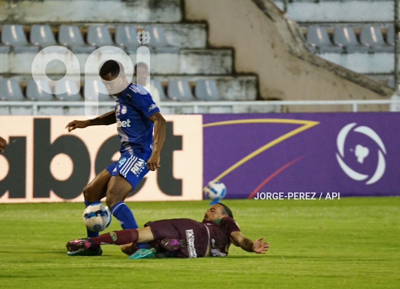 FBL-LIGA-PRO-BET593-MUAHUC-RUNA-EMELEC-