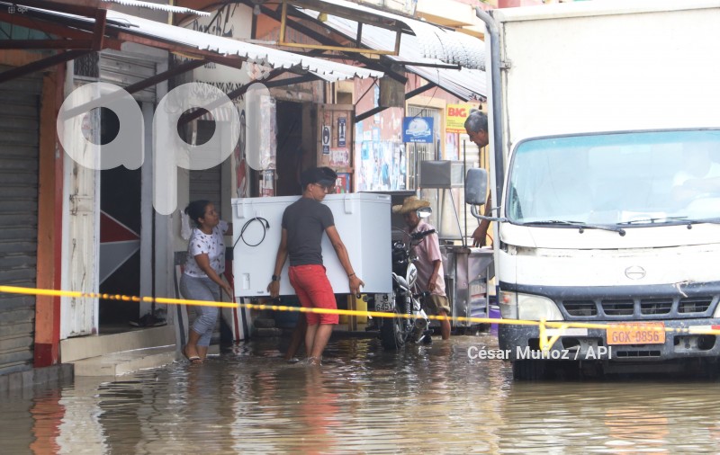 GYE-INUNDACIONES