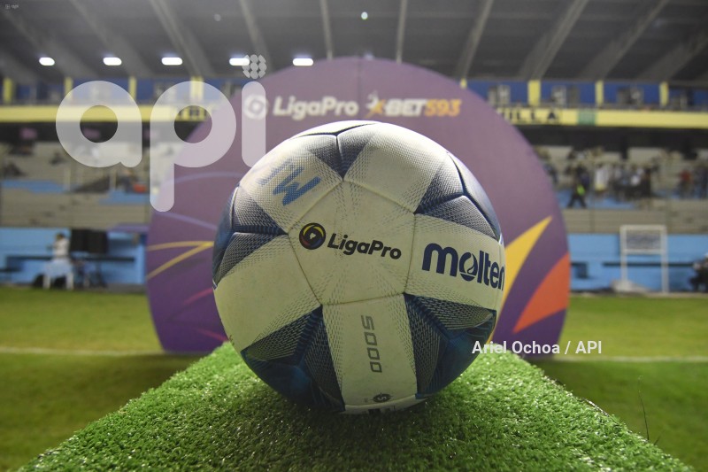 FBL-LIGAPRO-MANTA - CUNIBURO-J07
