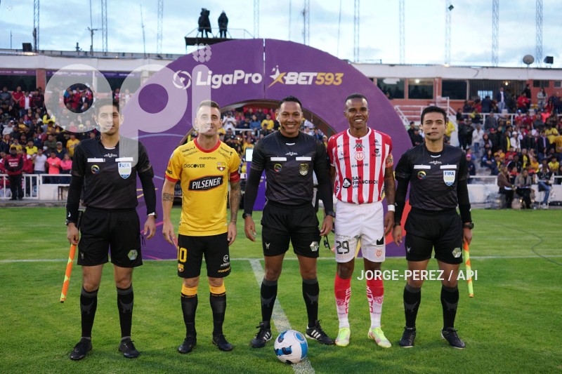 FBL-LIGAPRO-BET593-TECNICO-BARCELONA