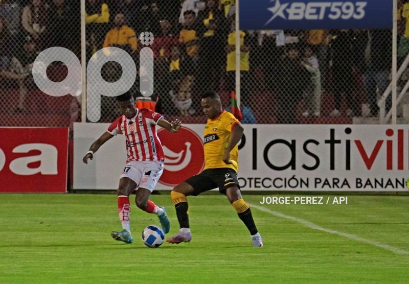 FBL-LIGAPRO-BET593-TECNICO-BARCELONA