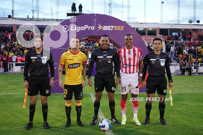 FBL-LIGAPRO-BET593-TECNICO-BARCELONA