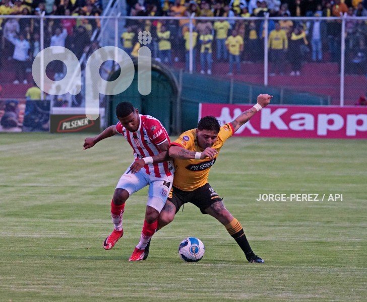 FBL-LIGAPRO-BET593-TECNICO-BARCELONA