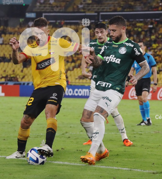 FBL-LIB-BARCELONA-PALMEIRAS