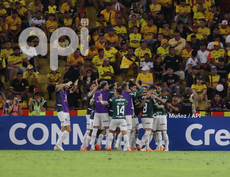 FBL-LIB-BARCELONA-PALMEIRAS