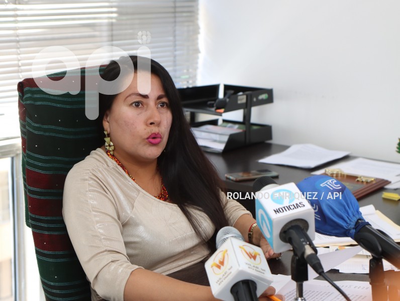 RUEDA-PRENSA-GRACIELA-MORA-CPCCS