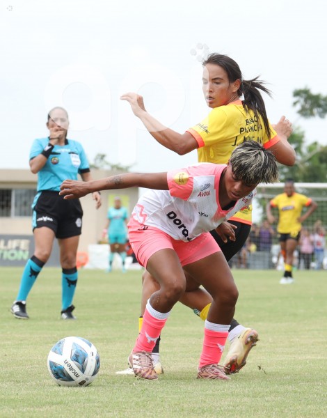 FBL-SUPERLIGA-FEMENINA-BARCELONA-NANAS
