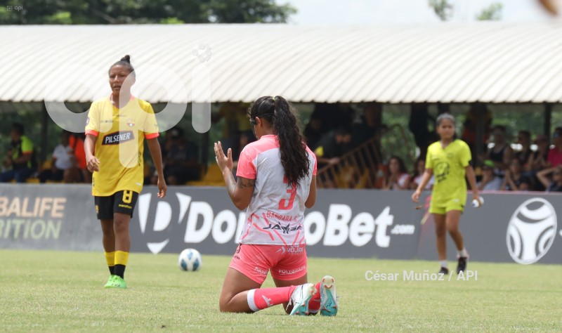 FBL-SUPERLIGA-FEMENINA-BARCELONA-NANAS