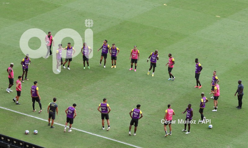 FBL-LIGAPRO-BARCELONA-AUCAS