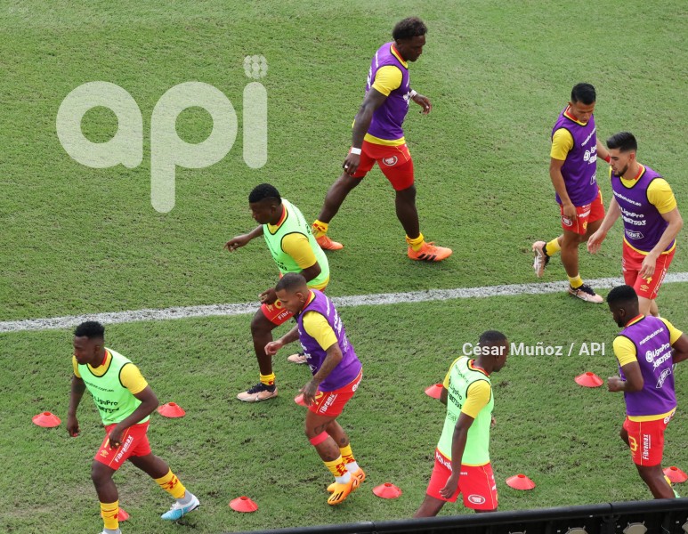 FBL-LIGAPRO-BARCELONA-AUCAS