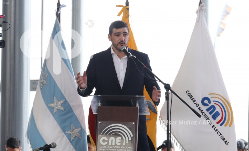 GYE-ENTREGA CREDENCIALES CNE