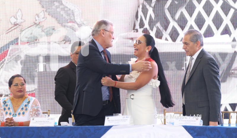 GYE-ENTREGA CREDENCIALES CNE