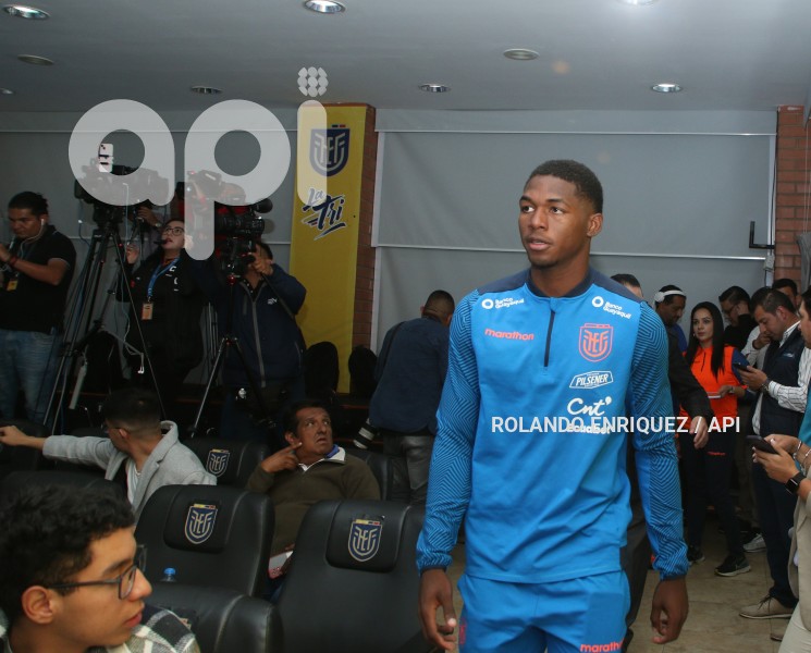 FBL-RUEDA-PRENSA-DT-MIGUEL-BRAVO-SUB20