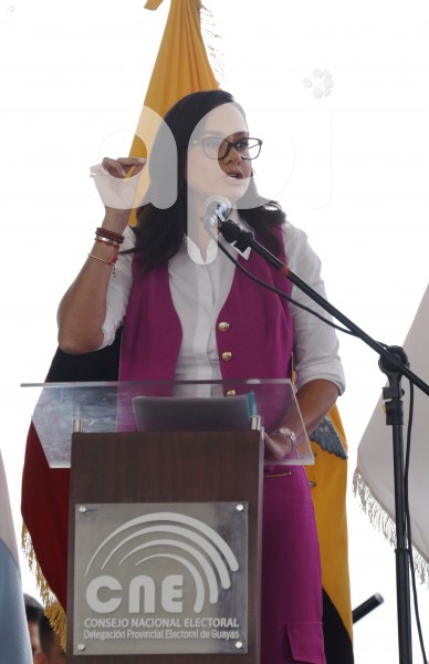 GYE-ENTREGA CREDENCIALES CNE