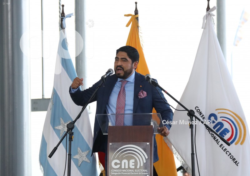 GYE-ENTREGA CREDENCIALES CNE