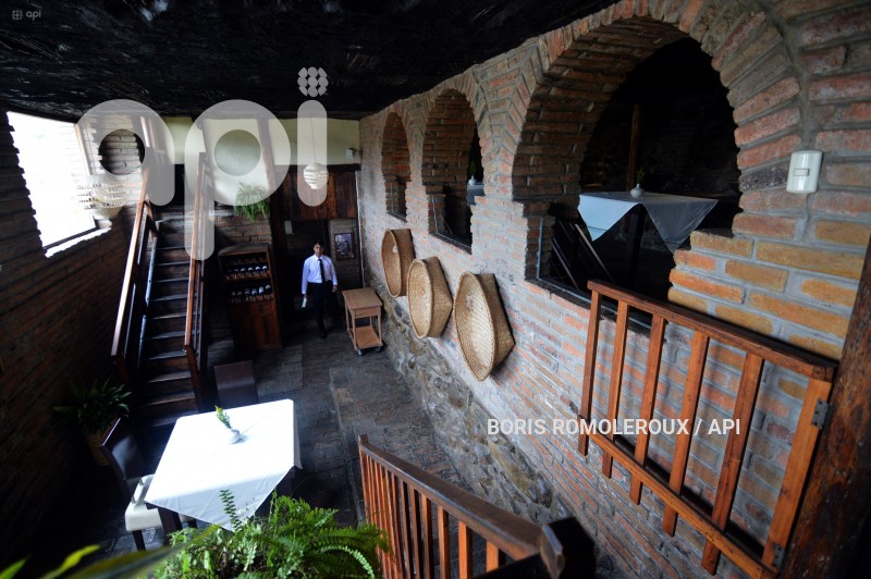 CUENCA-APERTURA RESTAURANTE Y PANADERIA-TODOS SANTOS