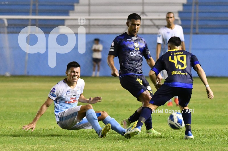 FBL-LIGAPRO-MANTA - CHACARITAS-J09