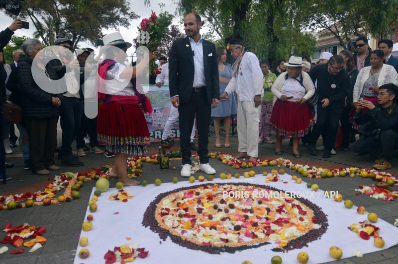 CUENCA-POSESION PREFECTO JUAN CRISTOBAL LLORET
