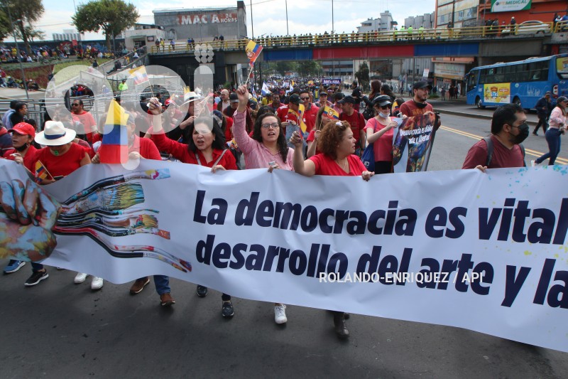 MARCHAS-APOYO-PRESIDENTE-LASSO