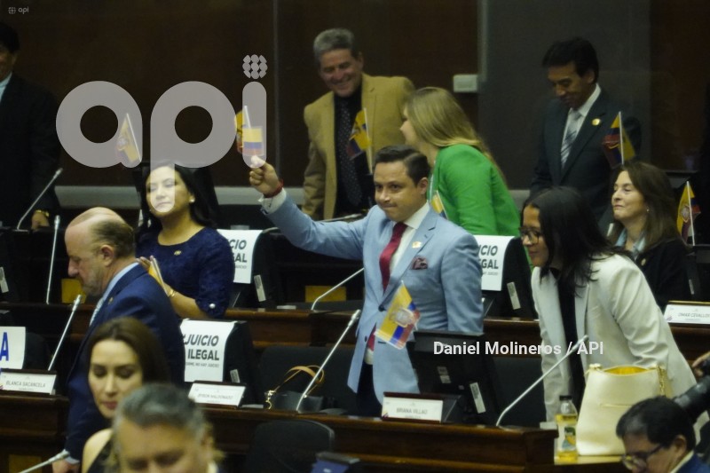 ASAMBLEA-JUICIO-POLITICO-GUILLERMO-LASO