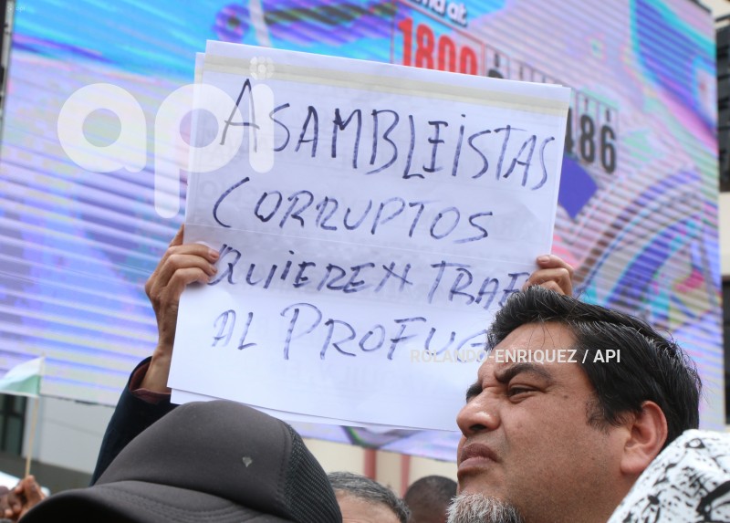 MARCHAS-APOYO-PRESIDENTE-LASSO