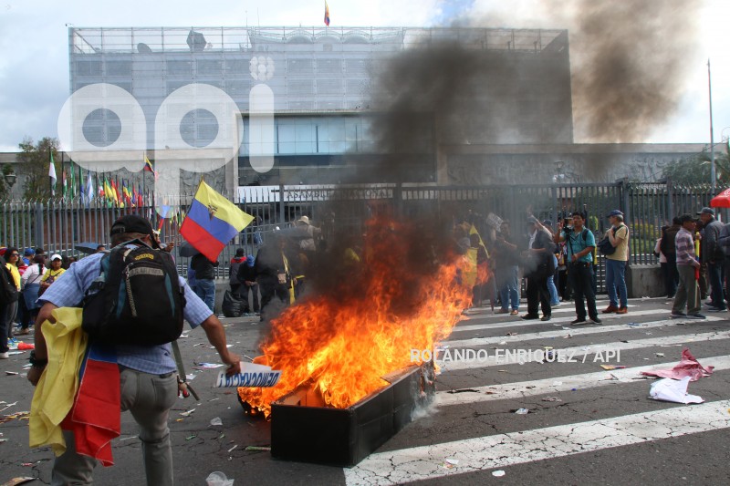 MARCHAS-APOYO-PRESIDENTE-LASSO