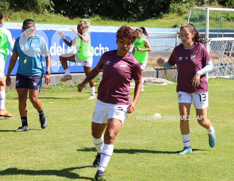 FBL-SUPERLIGA-FEMENINA-CATOLICA-ÑAÑAS