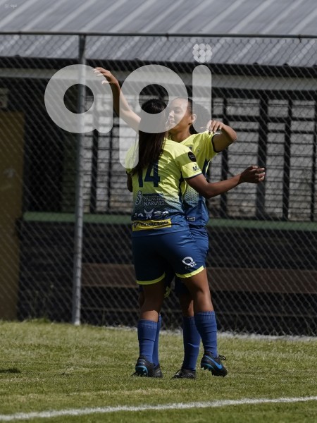 FBL-SLF-ESPUCE-MACARA