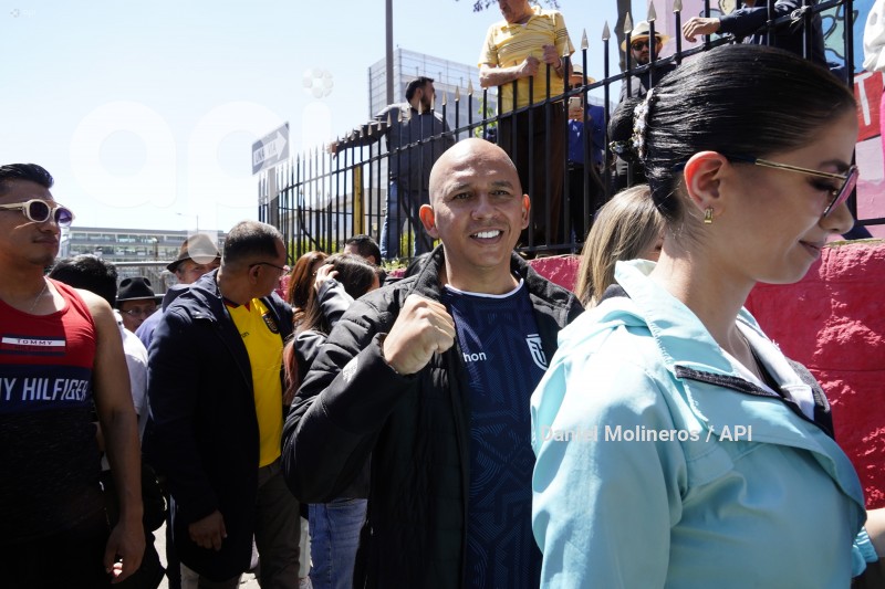 RP-UNES-ASAMBLEA-EXTERIORES-MUERTE-CRUZADA-ñ