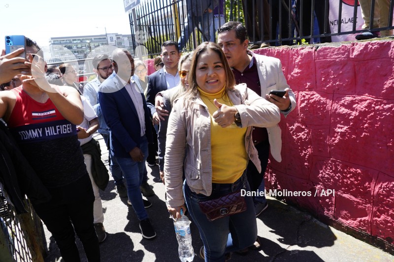 RP-UNES-ASAMBLEA-EXTERIORES-MUERTE-CRUZADA-ñ