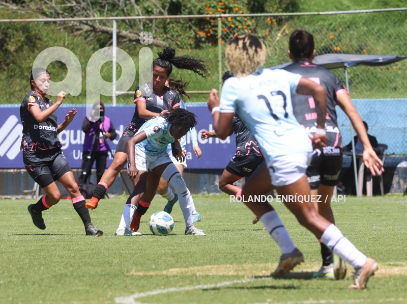 FBL-SUPERLIGA-FEMENINA-CATOLICA-ÑAÑAS